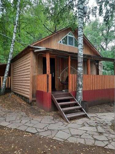 listing card gallery