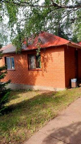 listing card gallery