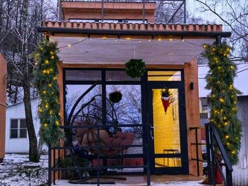 listing card gallery